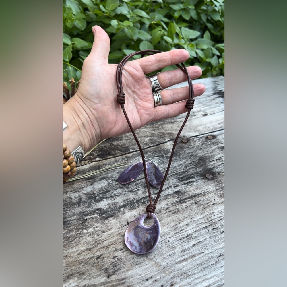 Purple Wampum shell pendant necklace, handmade💜 - Picture 8 of 17
